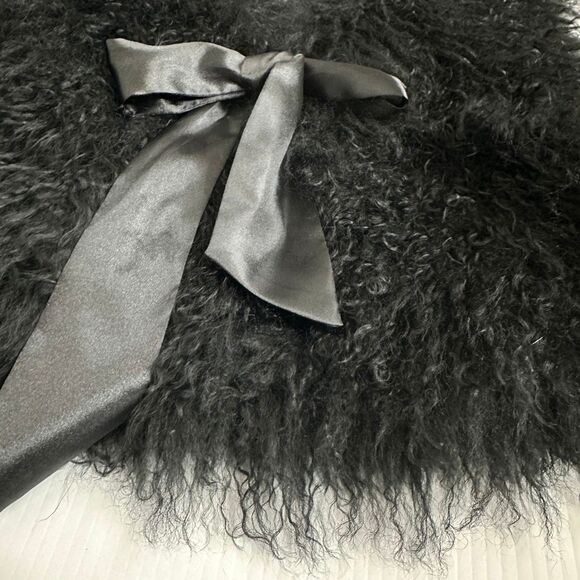 Chaarm NY Tibetan Mongolian Lamb Fur Vest Satin Ribbon XS/S Crop Boho Glam Rock - Picture 16 of 16